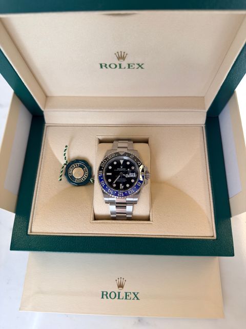 Rolex GMT Master II 116710 BLNR Image 3